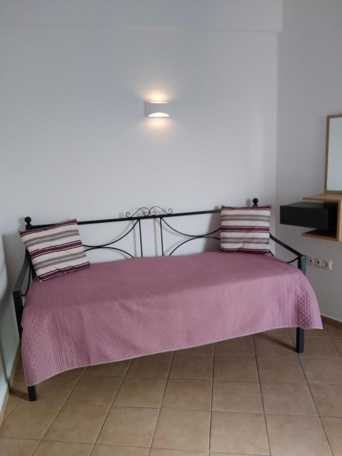 Celeste Apartments Ornos  Esterno foto