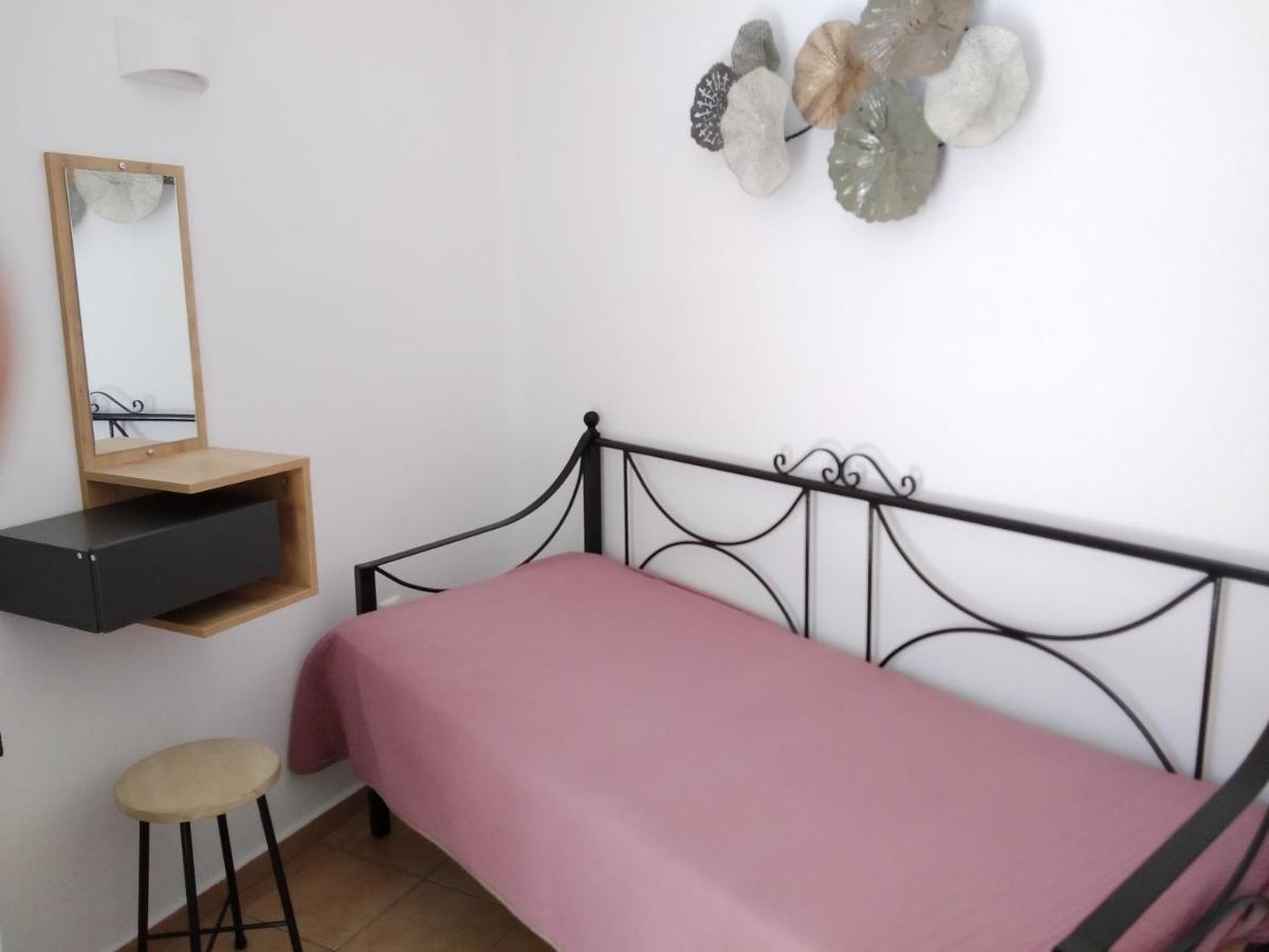 Celeste Apartments Ornos  Esterno foto