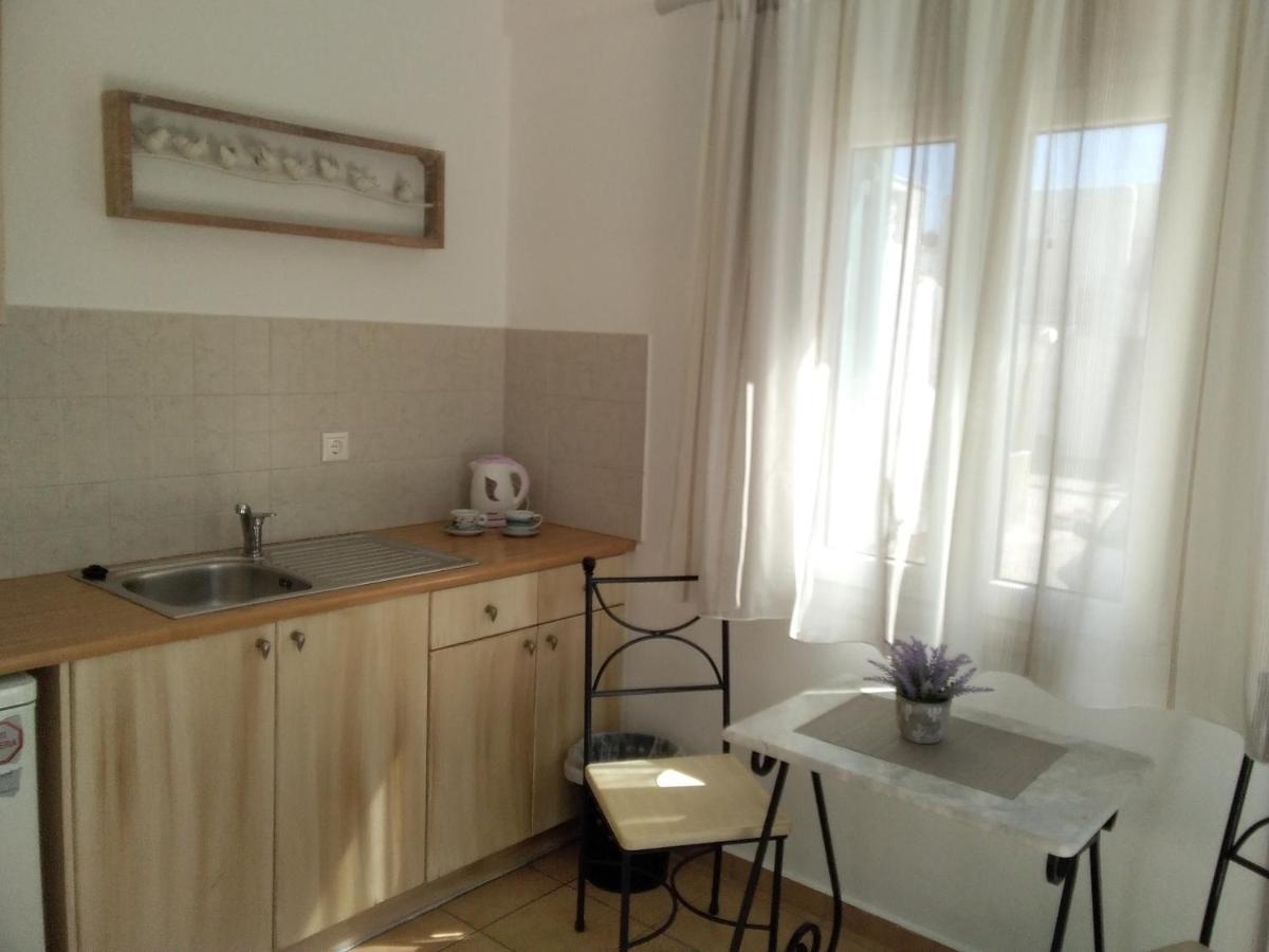 Celeste Apartments Ornos  Esterno foto